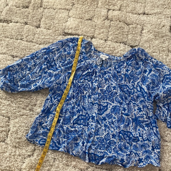 Ladies top - Picture 6 of 7